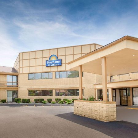 Days Inn & Suites By Wyndham Madison Heights Mi Zewnętrze zdjęcie