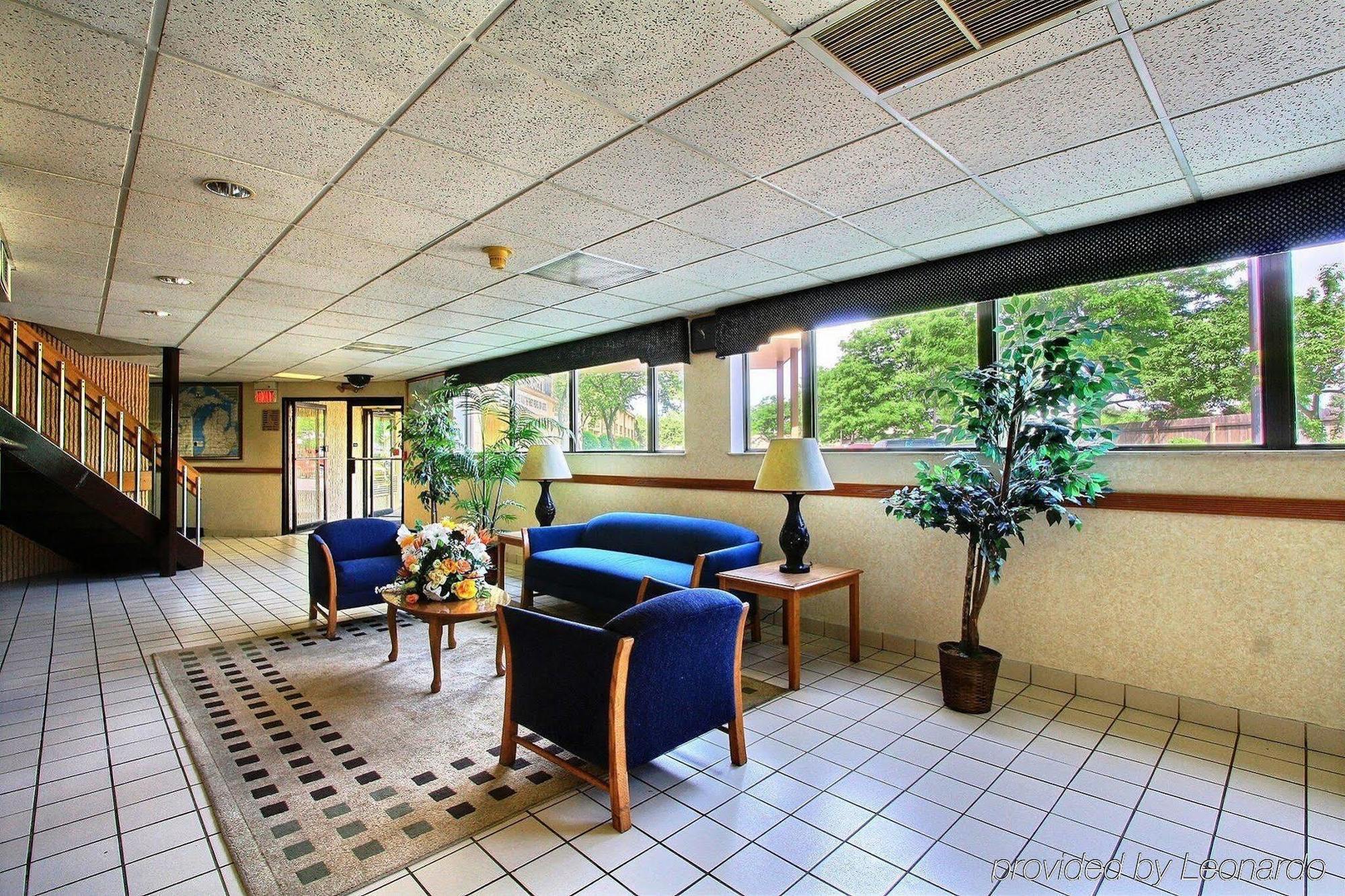 Days Inn & Suites By Wyndham Madison Heights Mi Wnętrze zdjęcie